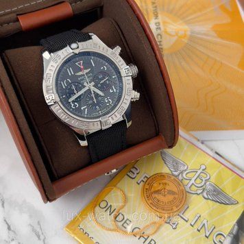 Чоловічий годинник Avenger Chronograph 1178 фото